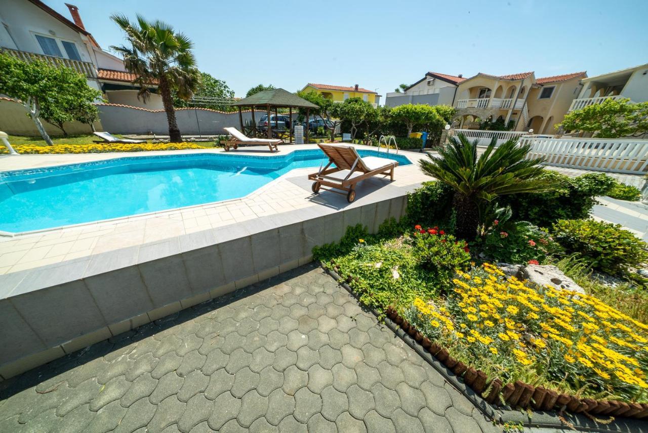 Villa Lulic Vir Dış mekan fotoğraf