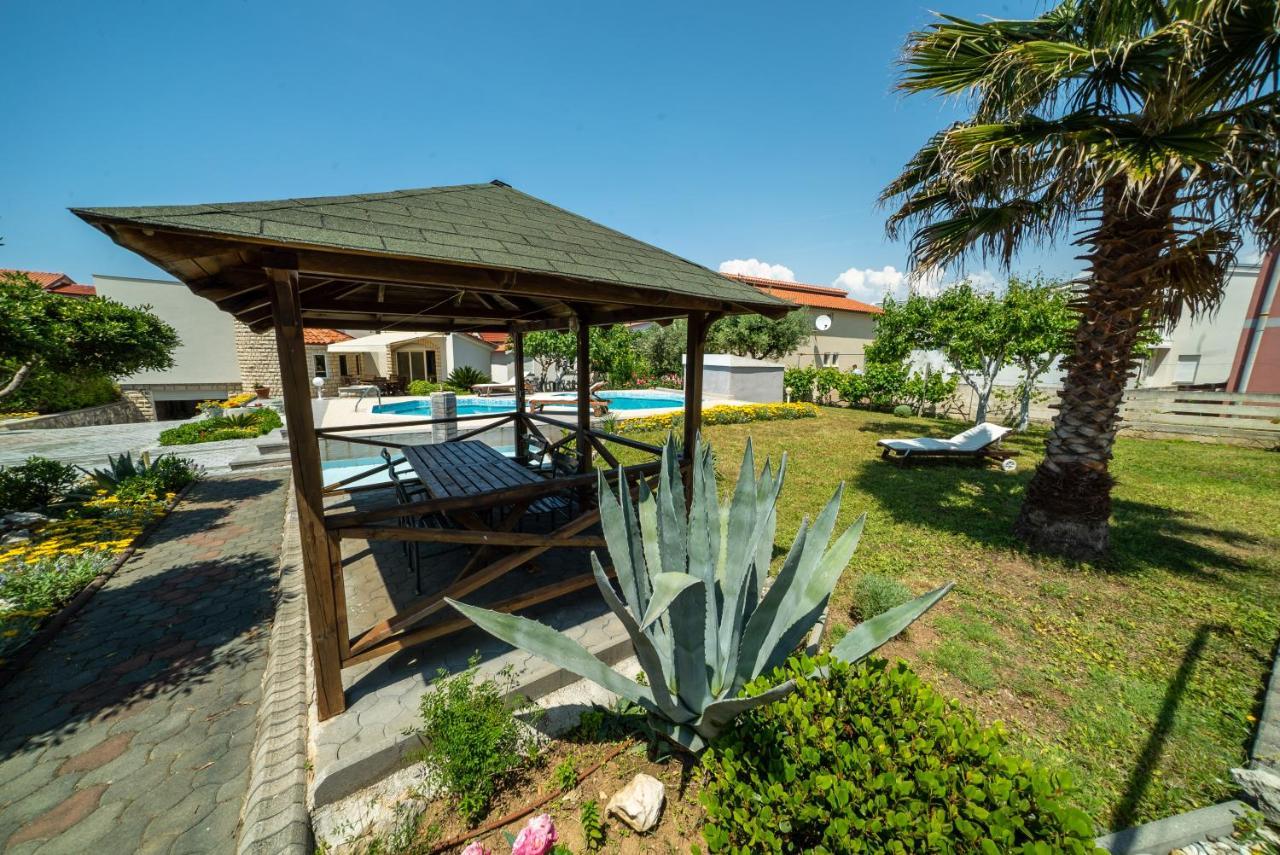 Villa Lulic Vir Dış mekan fotoğraf