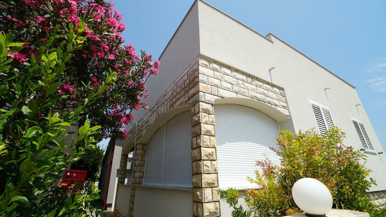 Villa Lulic Vir Dış mekan fotoğraf